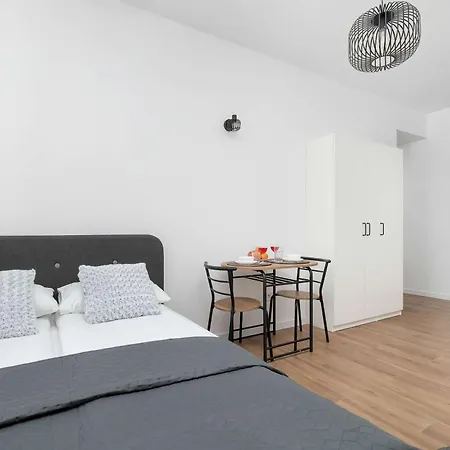 Appartement Modern In The Center Of By Renters Łódź